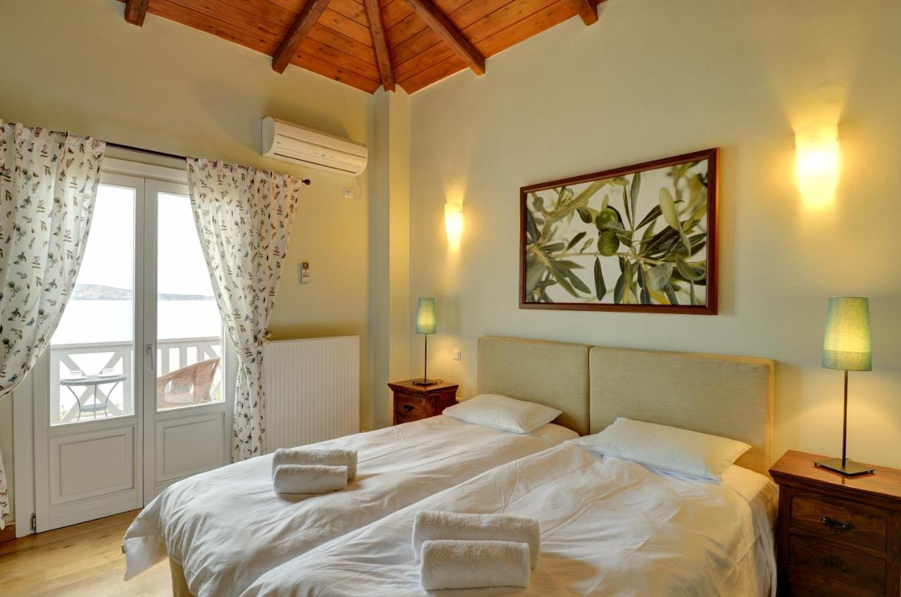 Villa Ioli's *