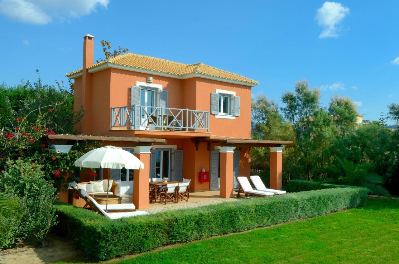 Villa Ioli's *